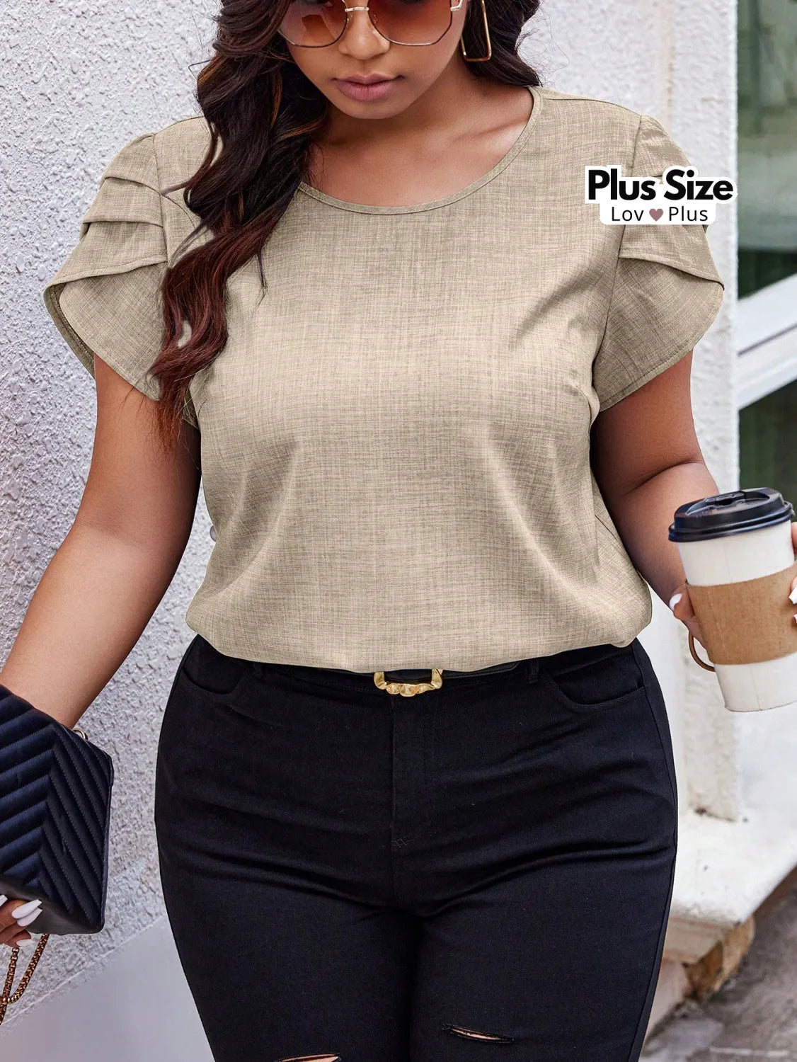 Blusa de Manga Pétala Plus Size em Ponto Suíço Blusas Plus Size