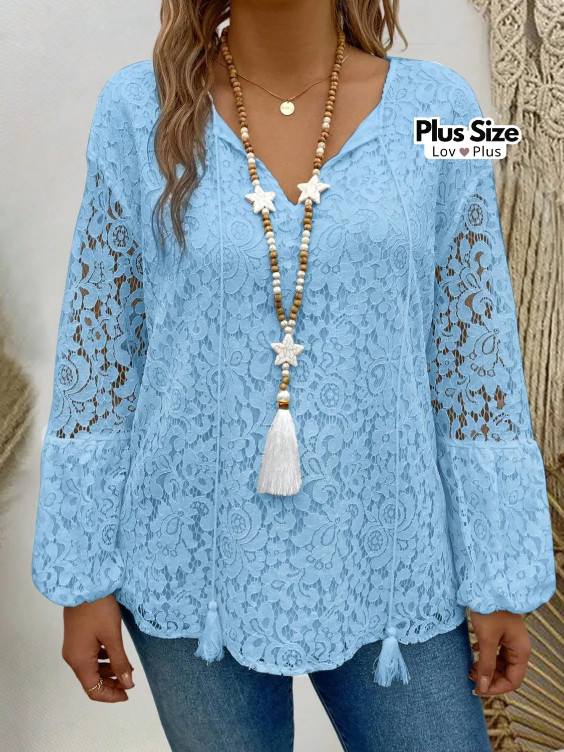 Blusa Rendada com Manga Flare Plus Size Blusas Plus Size