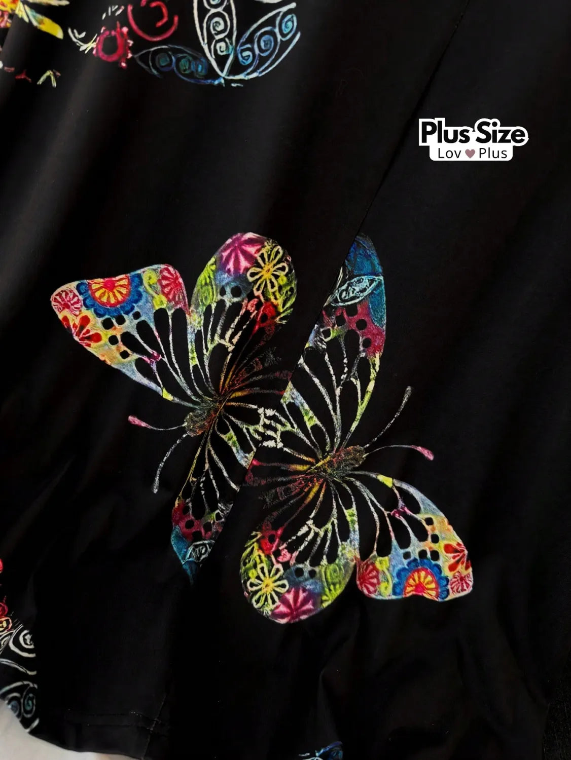 Blusa Soltinha Estampa de Borboleta Plus Size Blusas Plus Size