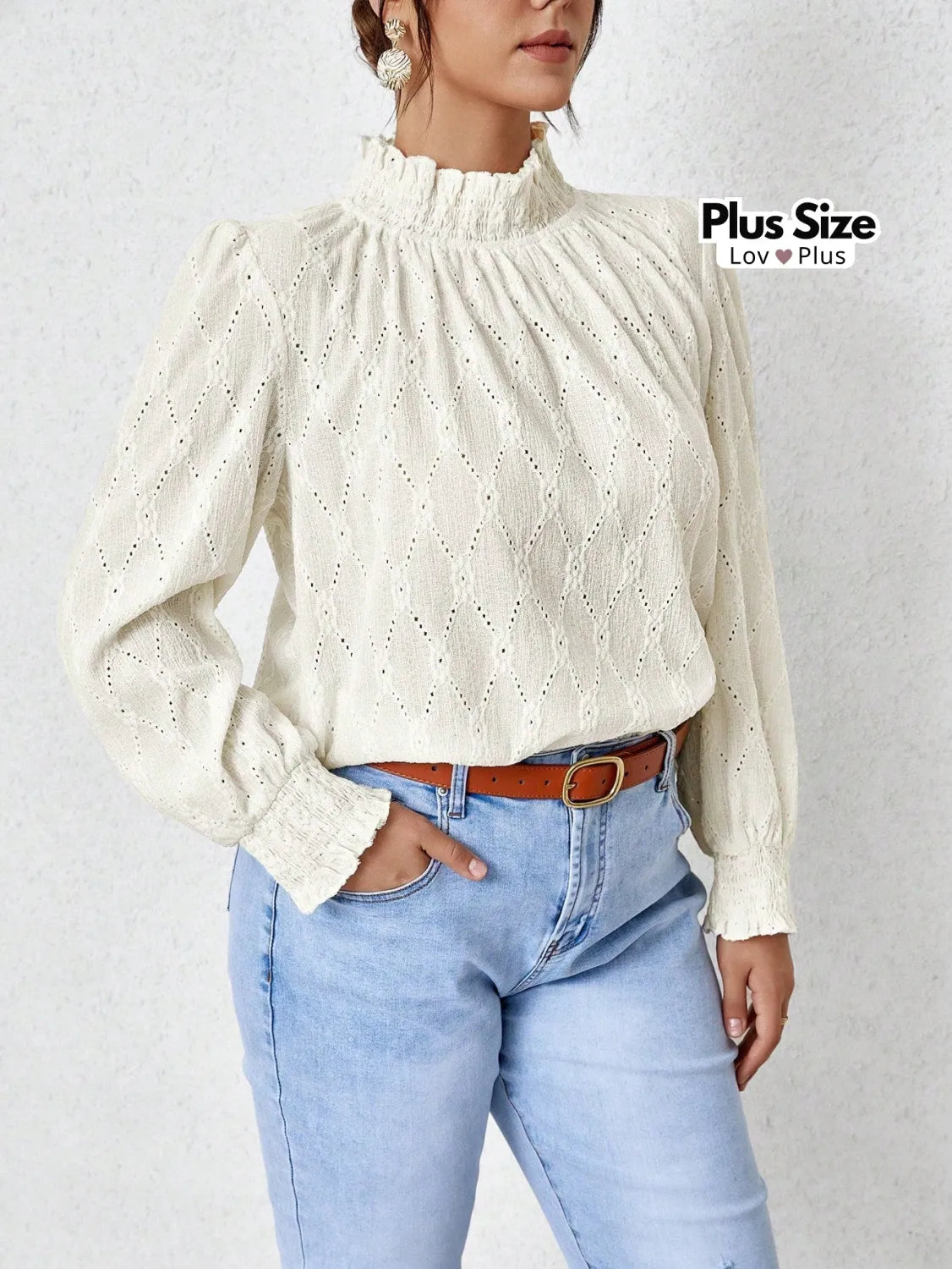 Blusa tipo Bordada Plus Size de Gola Alta Blusas Plus Size