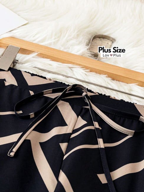 calca pantalona estampada, calça chique tamanho EGG, Calça feminina pantalona, calça feminina pantalona plus size, calça pantalona plus, Calças plus size, flexify, logo, pantalona, pantalona com cinto, pantalona plus size , LovPlus
