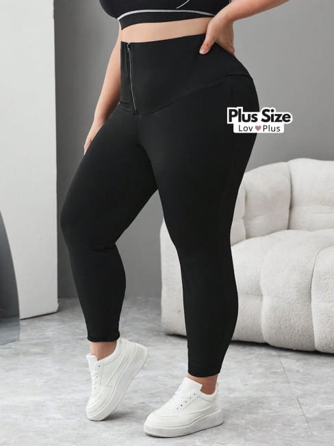 calca preta de compressao, calca preta modeladora, calca preta modeladora plus size, calça de academia plus size, calça de ginástica plus size, calça esportiva plus size, calça modeladora plus size, calça plus, calça reta plus, Calças plus size, flexify, logo , LovPlus