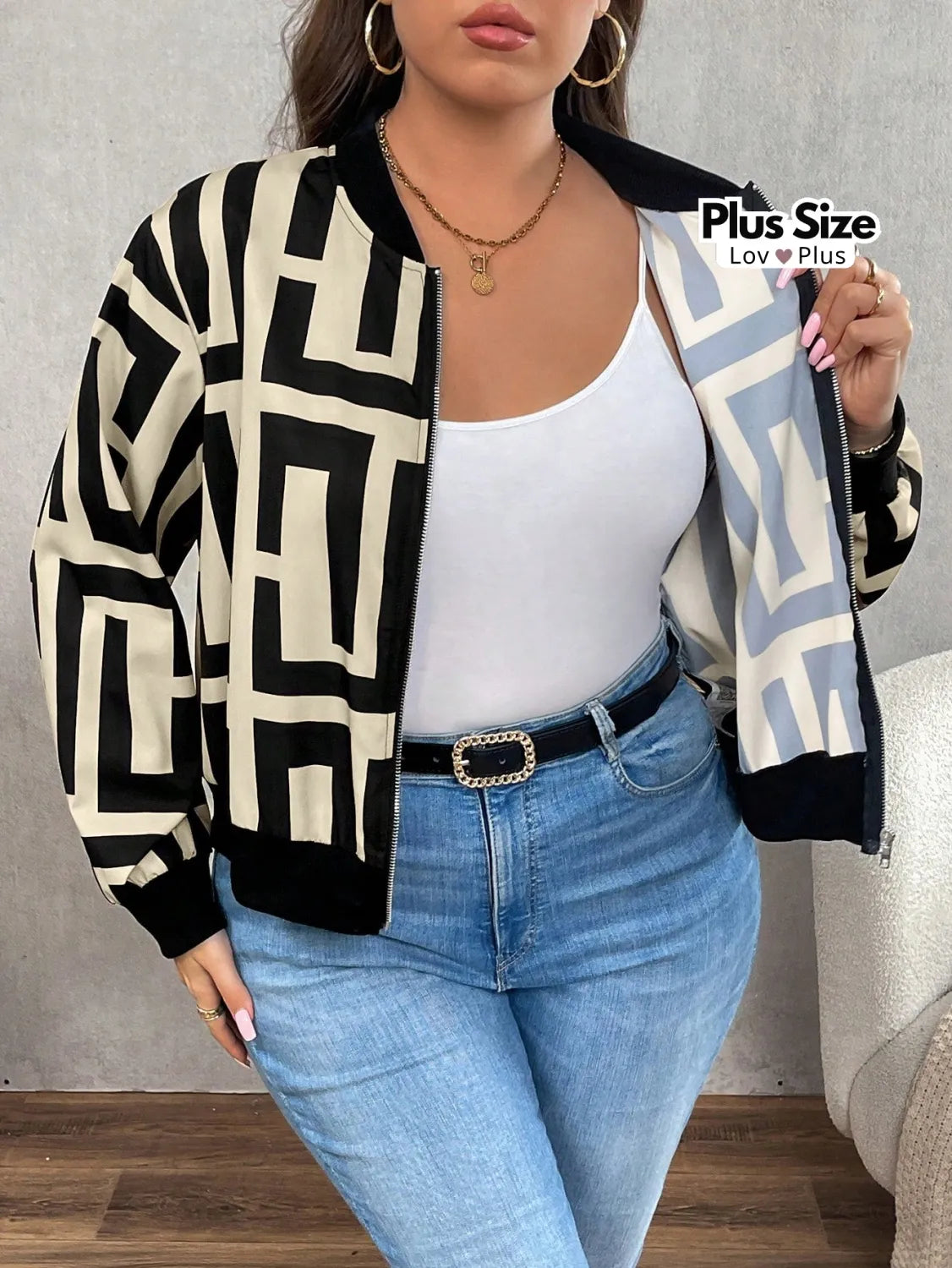 Jaqueta Plus Size com Zíper Frontal Jaquetas Plus Size
