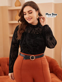 Blusa Chic Plus Size de Manga Longa e Transparência G / Preto Blusas Plus Size