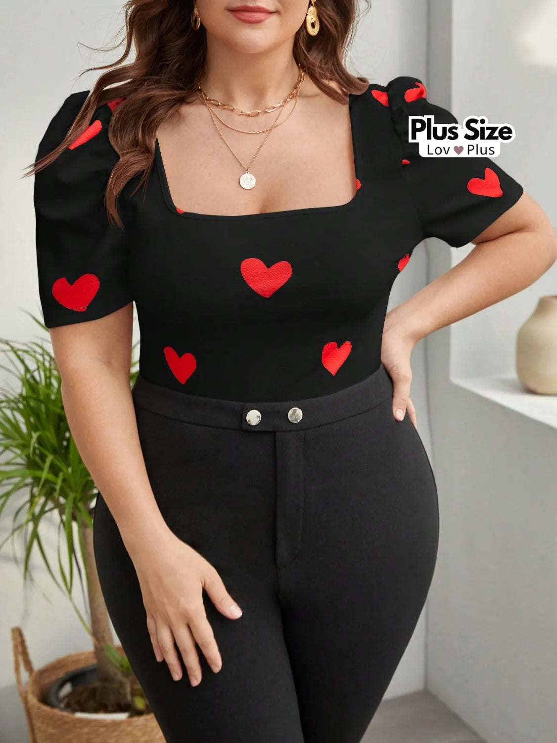 Blusa com Decote Quadrado Plus Size G / Preto e Vermelho Blusas Plus Size