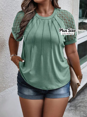 Blusa de Manga Curta em Renda Plus Size - Tags: Blusas Plus Size
