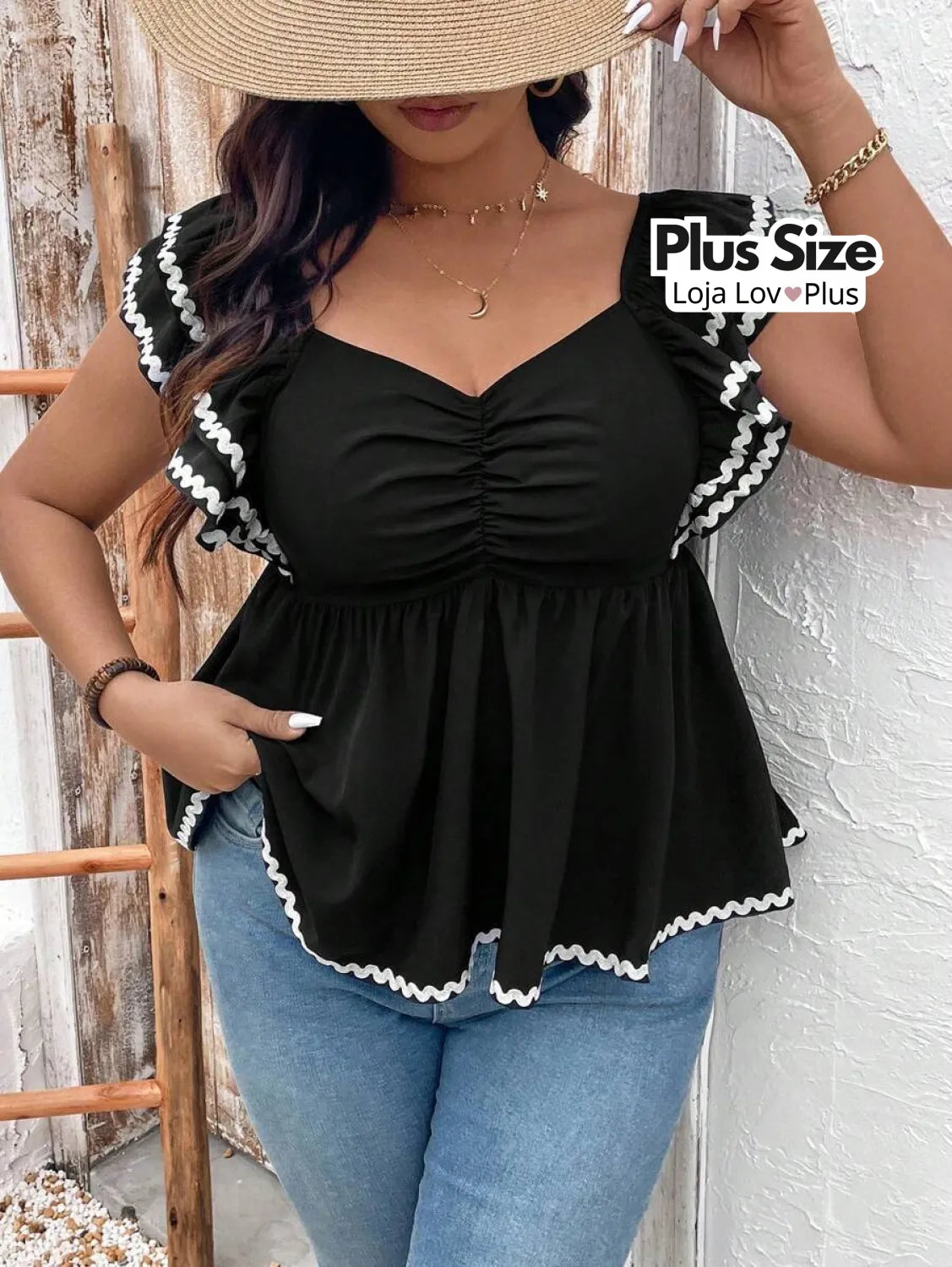 Blusa Plus Size com Decote nas Costas Blusas Plus Size