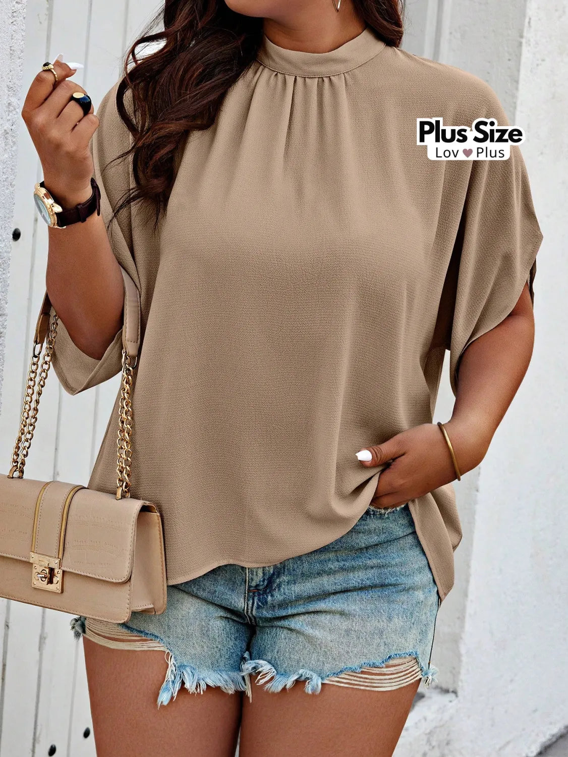 Blusa Plus Size de Gola Plissada G / Castanho Blusas Plus Size