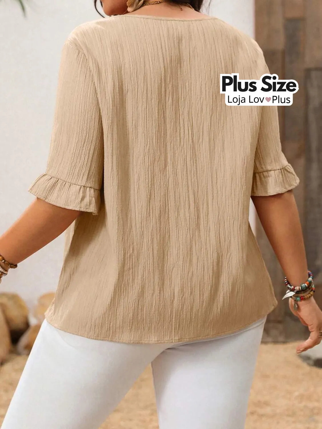 Blusa Plus Size Soltinha com Manga Fluída Blusas Plus Size