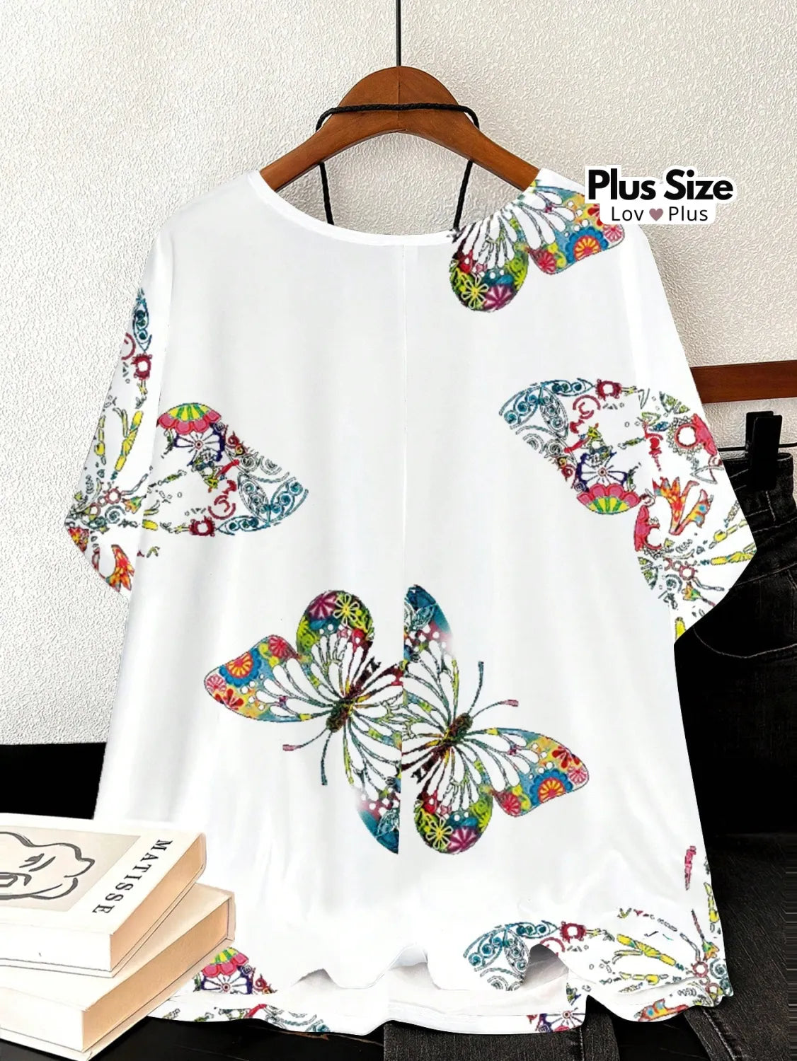 Blusa Soltinha Estampa de Borboleta Plus Size Blusas Plus Size