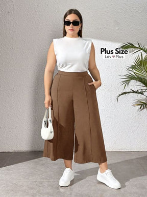 calca flare plus size, calca plus size flare, calça capri plus, calça plus, calça preta chic plus size, calça preta de alfaiataria plus size, calça preta larga plus size, calça preta plus size, calça preta reta, Calça preta social plus size, Calças plus size, flexify, logo , LovPlus