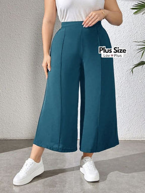 calca flare plus size, calca plus size flare, calça capri plus, calça plus, calça preta chic plus size, calça preta de alfaiataria plus size, calça preta larga plus size, calça preta plus size, calça preta reta, Calça preta social plus size, Calças plus size, flexify, logo , LovPlus