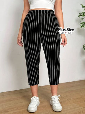 calça capri plus, calça listra plus, calça listrada plus size, calça plus, calça risca de giz plus size, Calças plus size, flexify, logo , LovPlus