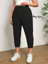 calça capri plus, calça listra plus, calça listrada plus size, calça plus, calça risca de giz plus size, Calças plus size, flexify, logo , LovPlus