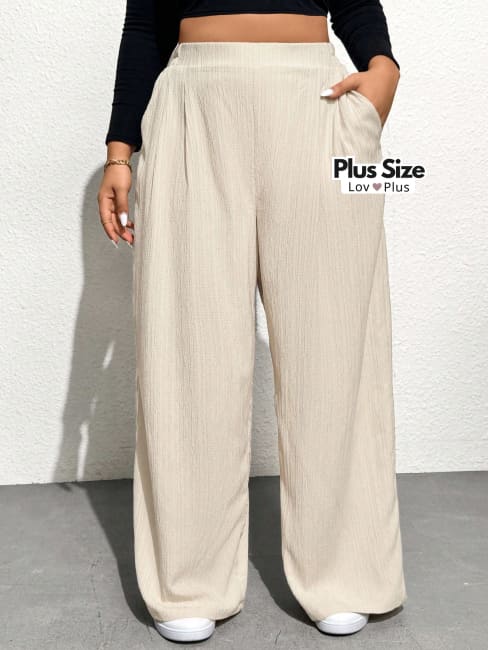 calca com prega plus size, calca social estilosa, calca social plus size, calca social plus size preta, calca social preta plus size, calça com pregas plus size, calça flare plus size, calça larga plus size, calça plus, calça plus size estilosa, calça preta plus size, calça reta plus, Calças plus size, flexify, logo , LovPlus