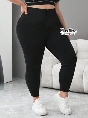calca preta de compressao, calca preta modeladora, calca preta modeladora plus size, calça de academia plus size, calça de ginástica plus size, calça esportiva plus size, calça modeladora plus size, calça plus, calça reta plus, Calças plus size, flexify, logo , LovPlus