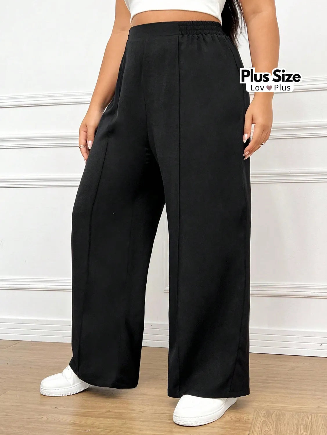 Calça Soltinha com Pregas Várias Cores Plus Size G / Preto Calças