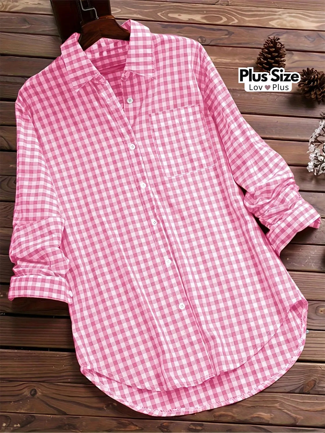 Camisa Plus Size Xadrez com Manga de Enrolar G / Rosa Blusas Plus Size