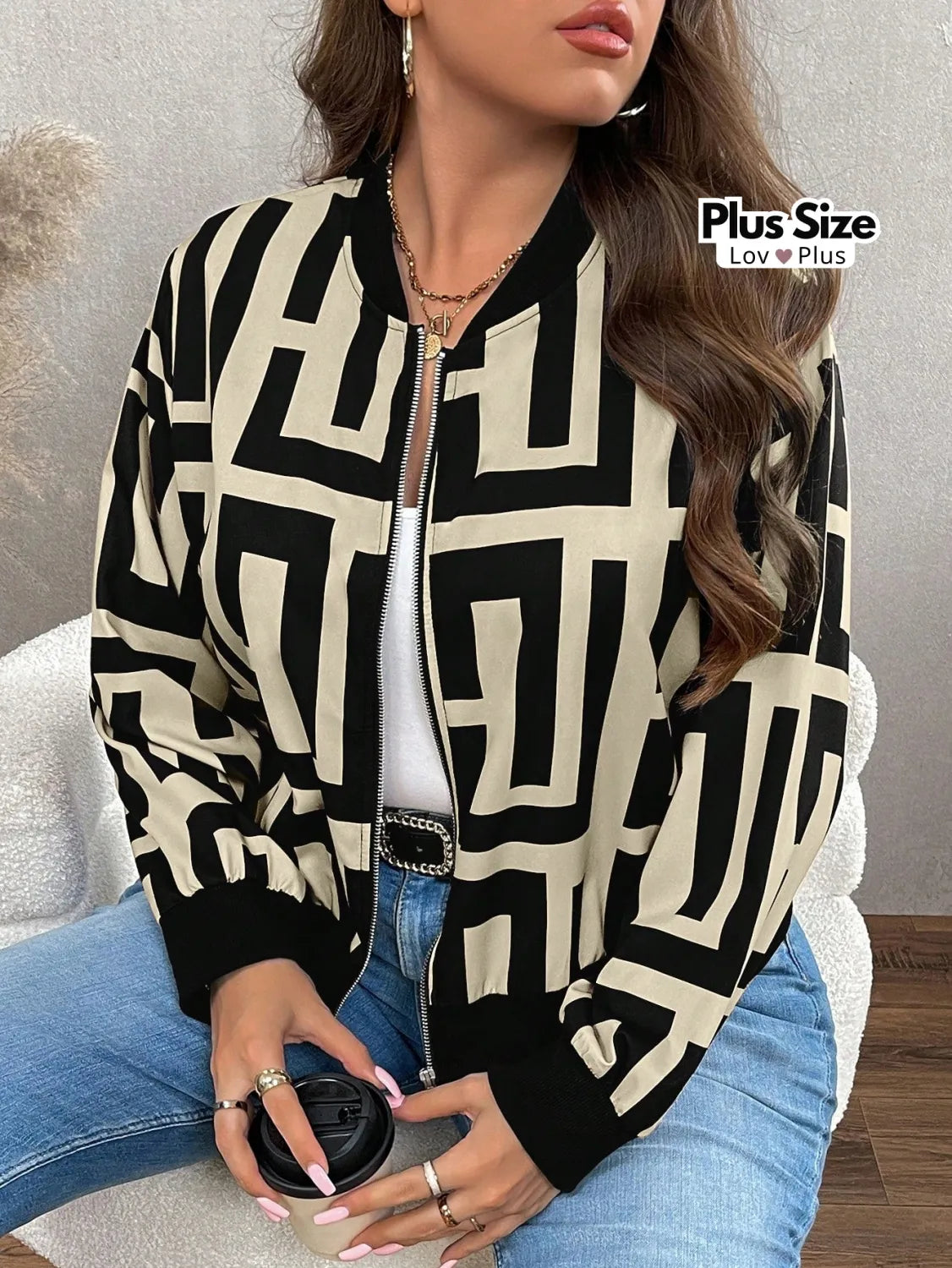 Jaqueta Plus Size com Zíper Frontal G / Bege Jaquetas Plus Size