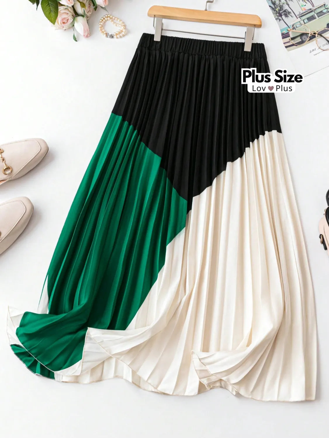 Saia Feminina Plissada Plus Size G / Verde Bandeira Saias Plus Size