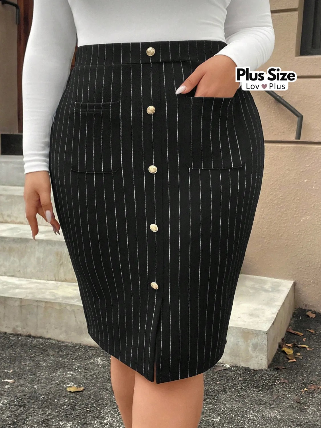 Saia Lápis Plus Size com Bolso Saias Plus Size