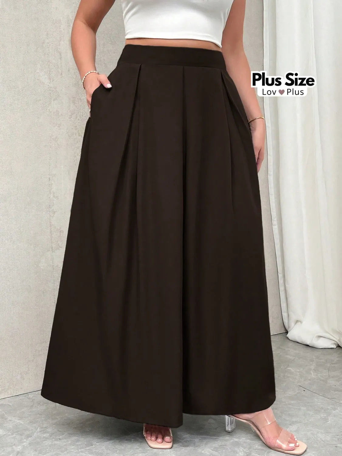Saia Longa Plus Size com Pregas e Bolso G / Chocolate Saias Plus Size