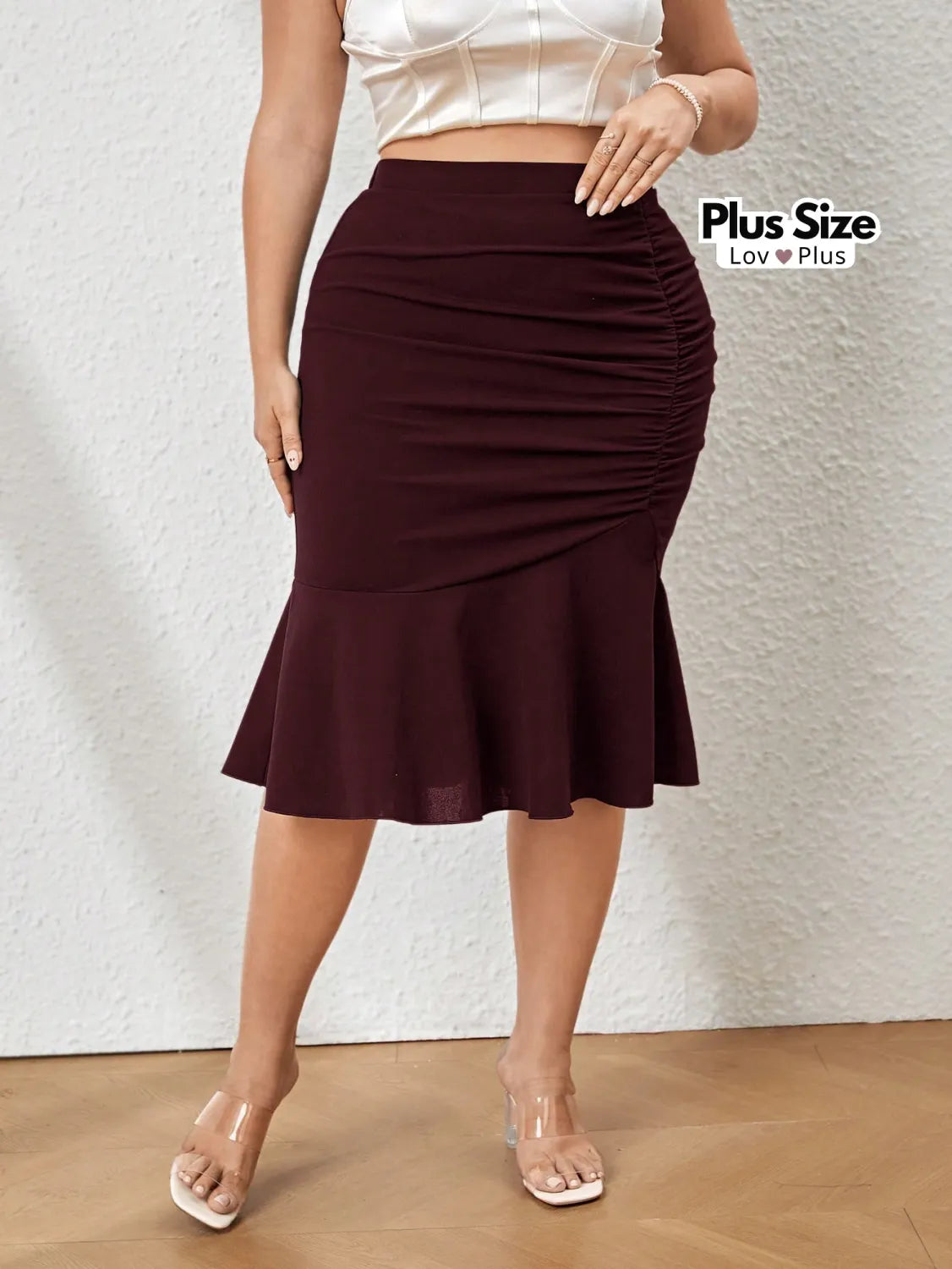 Saia Preta Estilo Sereia Plus Size Elegante G / Bordô Saias Plus Size