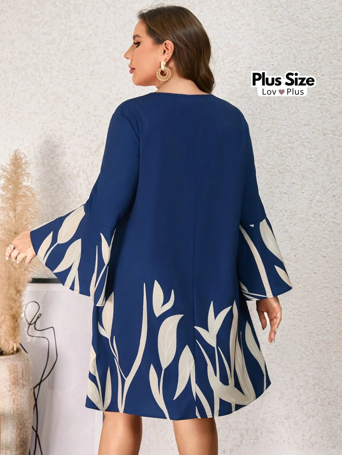 Vestido Barrado Plus Size de Manga Longa Vestidos Plus Size