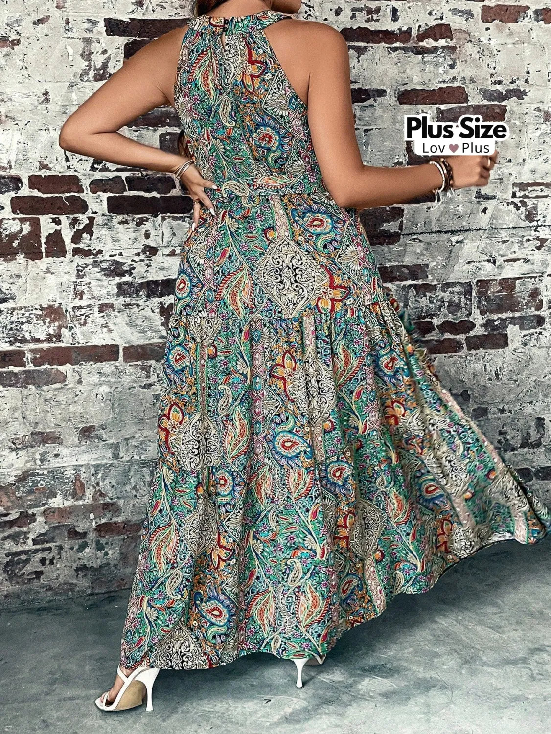 Vestido Longo Boho Plus Size com Cinto Vestidos Plus Size